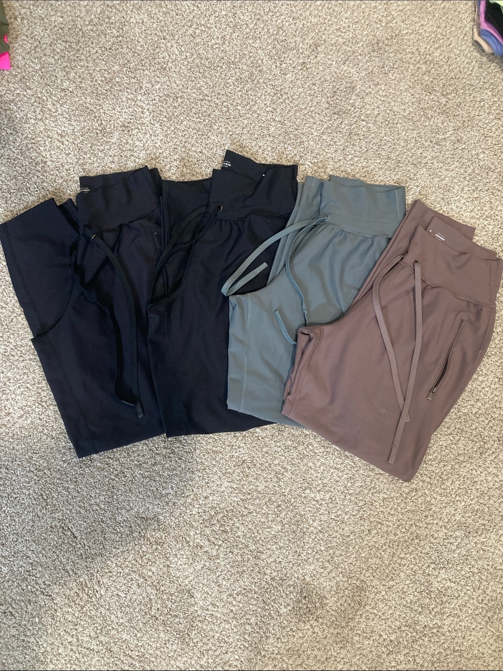 Old Navy 4-Pack High-Rise Joggers in Black, Slate Blue, and Mauve (Mixed Pack)